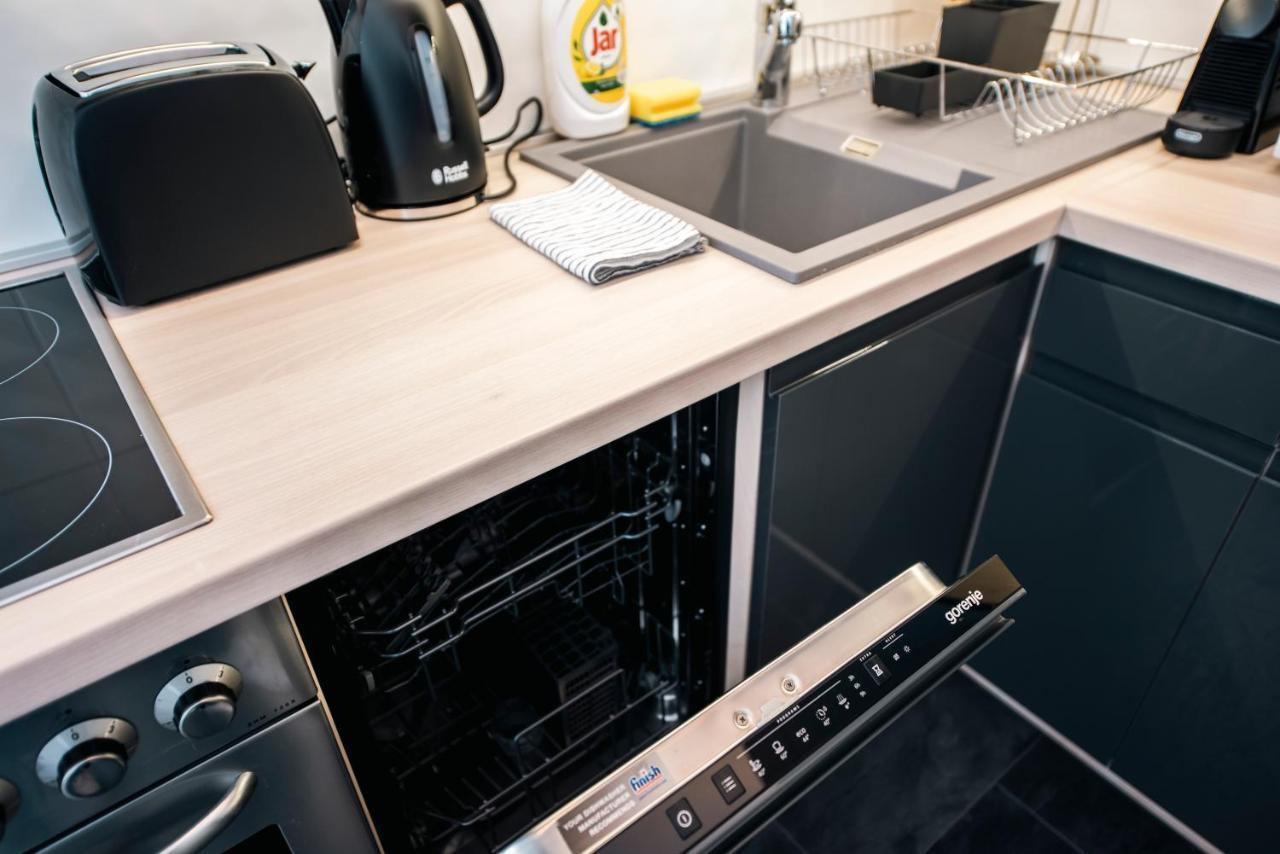 Anavrin Apartman Free Parking Apartment Печ Екстериор снимка
